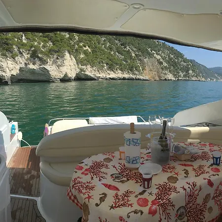 Boat & B. Santa Chiara *